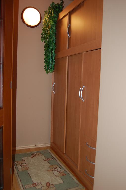 Penzion A Restaurace U Mamy Hotell Frýdek-Místek Rum bild